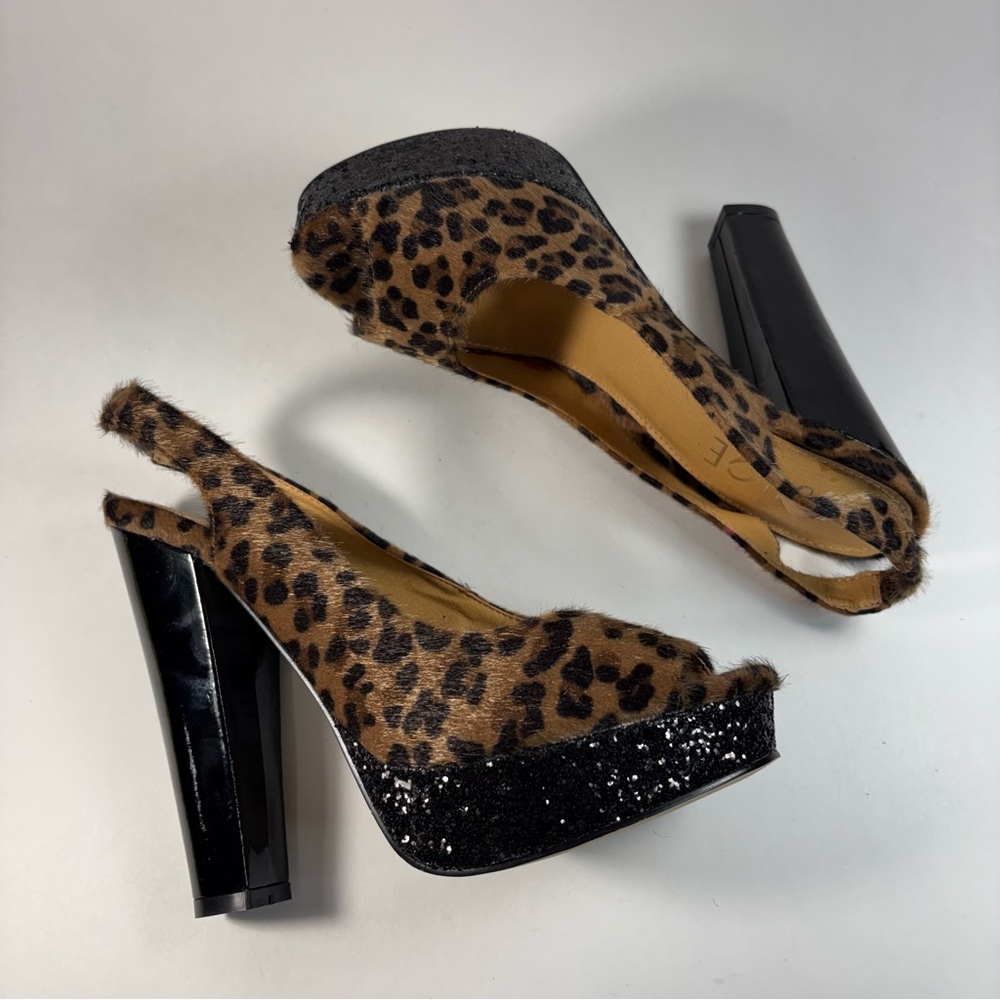 Rouge Helium Animal‎ Print Slingback Heels - Picture 8 of 8